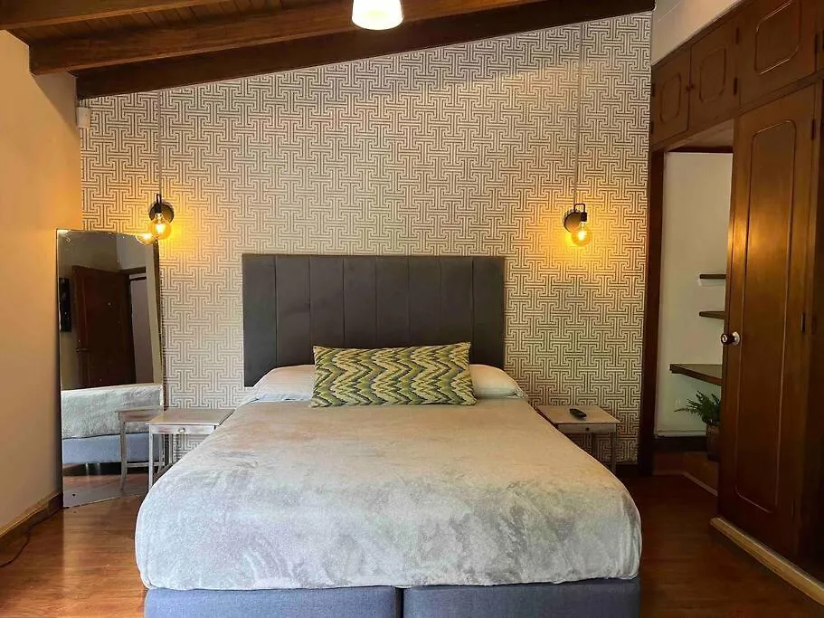 Mansion Br Villa Piscina, Jacuzzi, 6 Min De Provenza Medellin