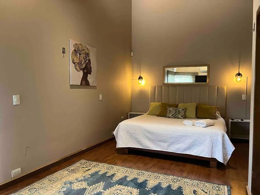 Mansion Br Villa Piscina, Jacuzzi, 6 Min De Provenza Medellin