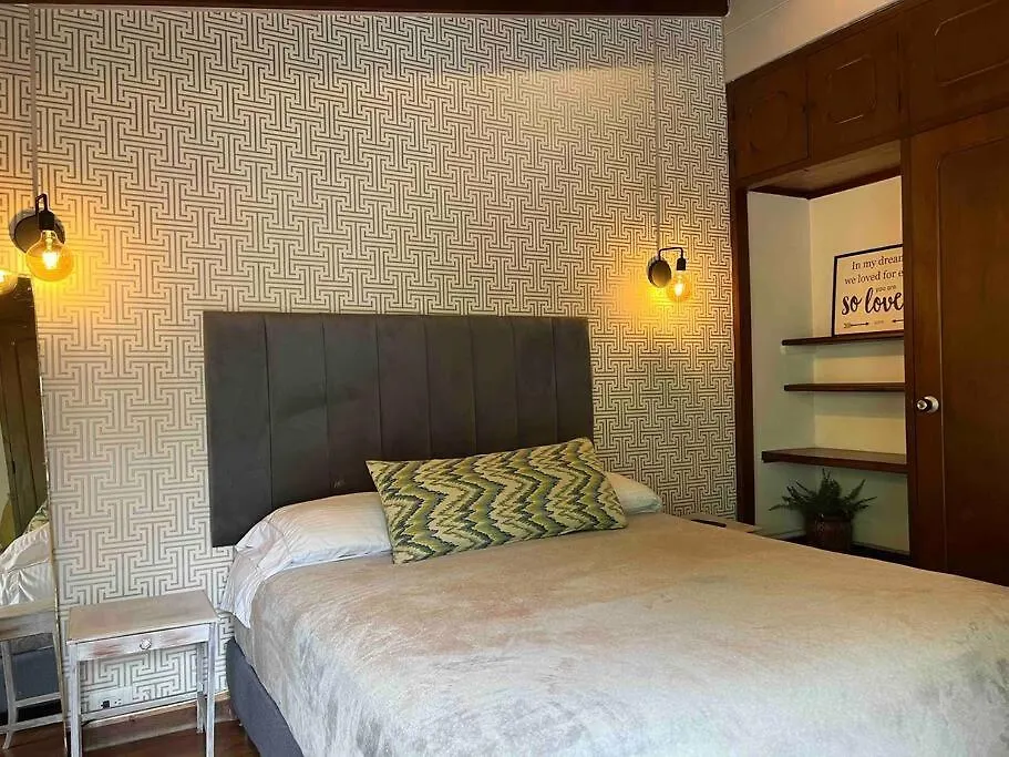 Mansion Br Villa Piscina, Jacuzzi, 6 Min De Provenza Medellin
