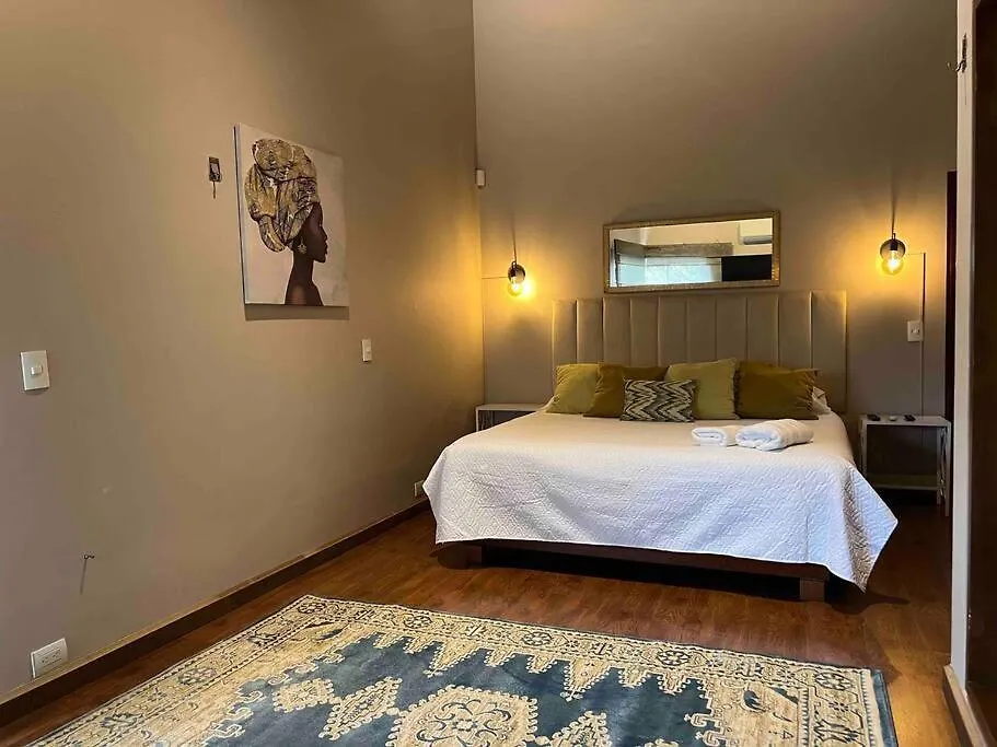 Mansion Br Villa Piscina, Jacuzzi, 6 Min De Provenza Medellin