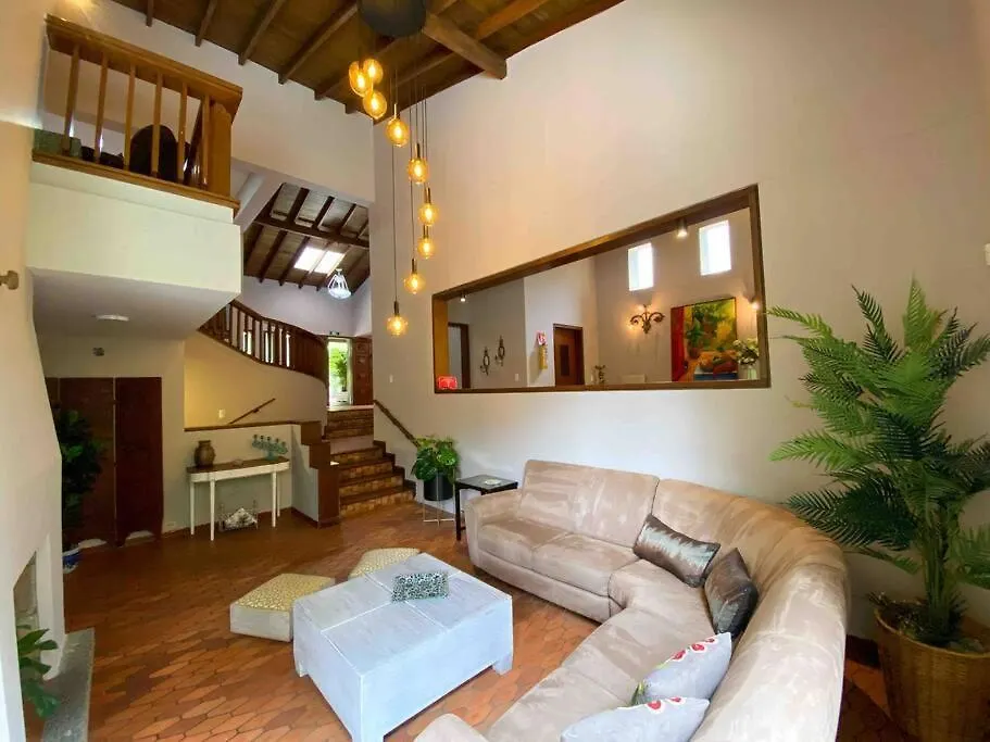 Mansion Br Villa Piscina, Jacuzzi, 6 Min De Provenza Medellin
