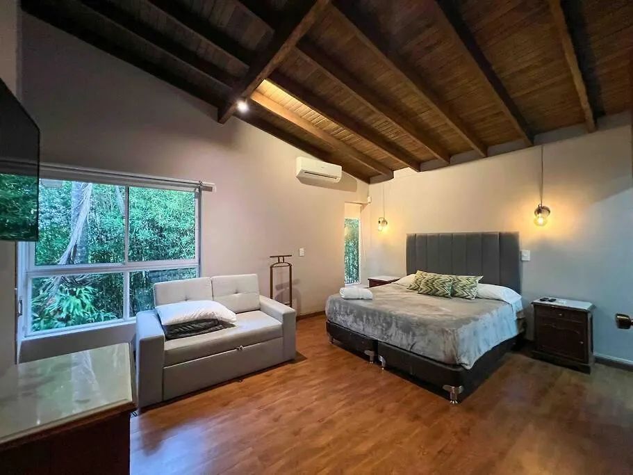 Mansion Br Villa Piscina, Jacuzzi, 6 Min De Provenza Medellin